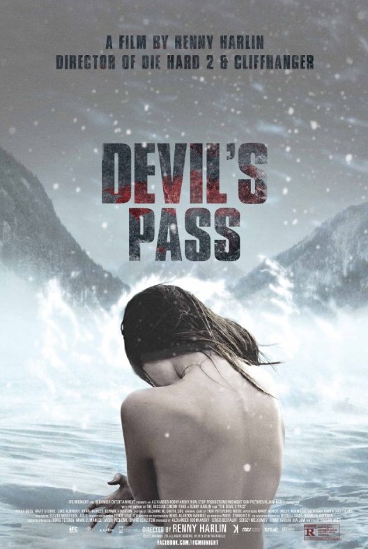 Poster of the movie Devil's Pass