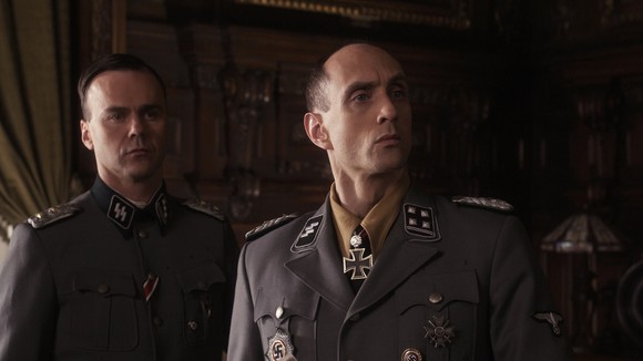 Photo du film Walking with the Enemy