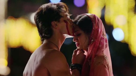 Photo from the movie Heropanti