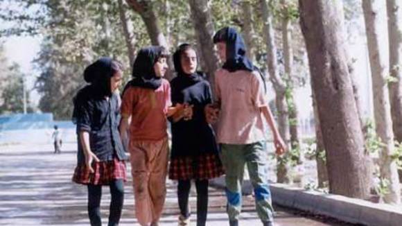 Photo from the movie The Apple [1998]