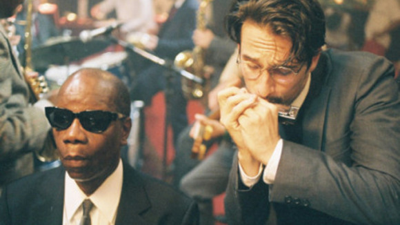 Photo from the movie Out of Tune