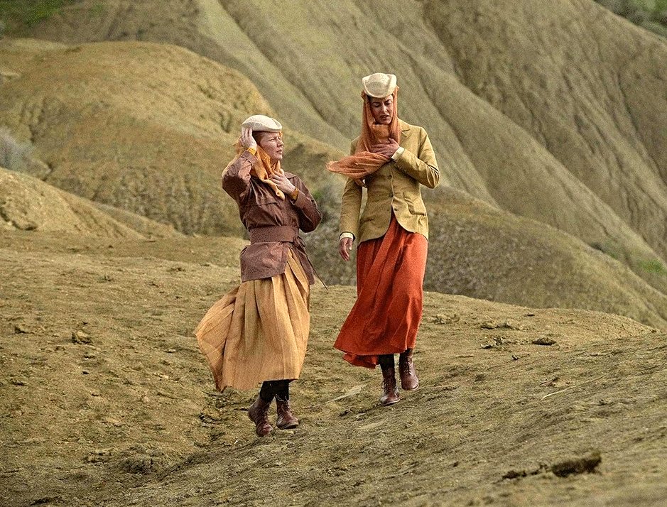 Photo from the movie Sisi & I