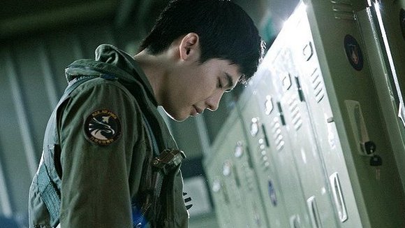 Photo from the movie Soar Into the Sun [2012]
