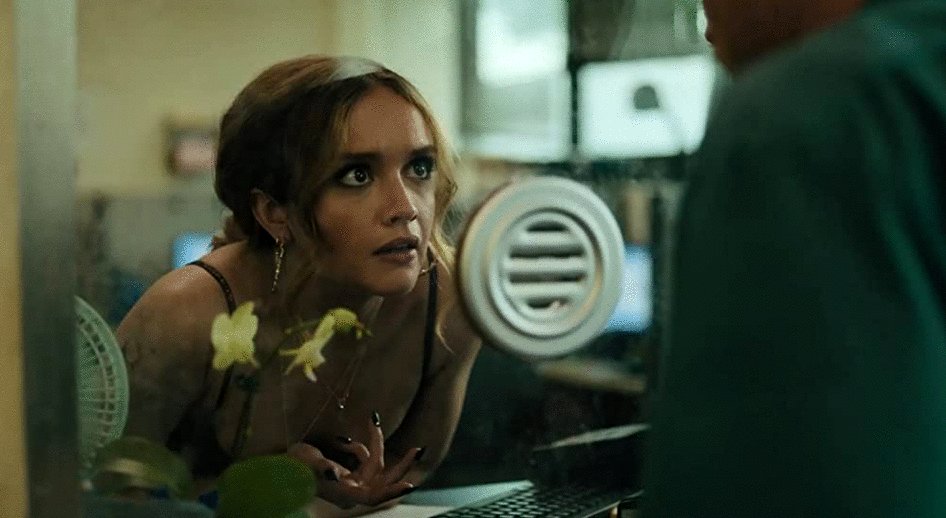 Photo from the movie Naked Singularity