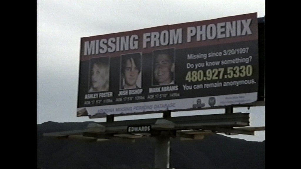 Photo from the movie Phoenix Forgotten [2017]
