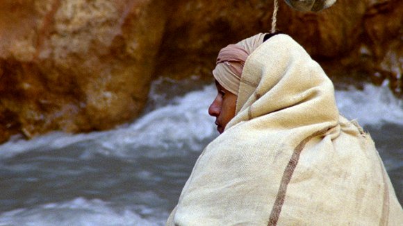 Photo from the movie The Sky Trembles and the Earth is Afraid and the Two Eyes Are Not Brothers [2015]