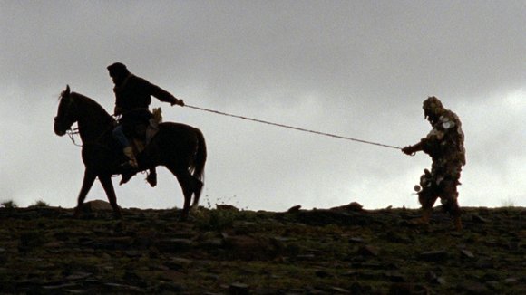 Photo from the movie The Sky Trembles and the Earth is Afraid and the Two Eyes Are Not Brothers [2015]