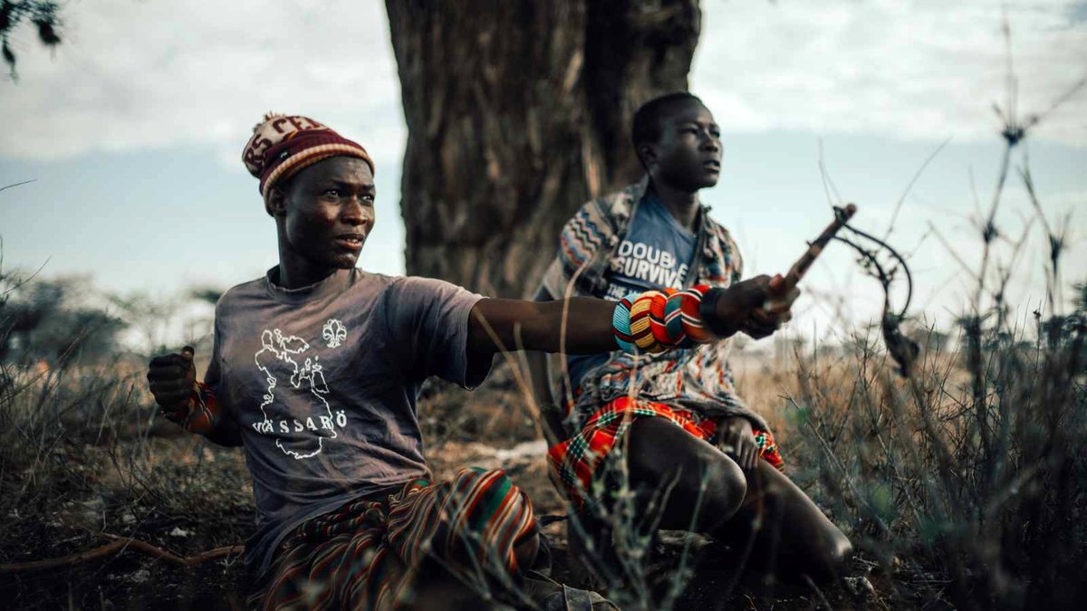 Photo from the movie Between the Rains [2023]