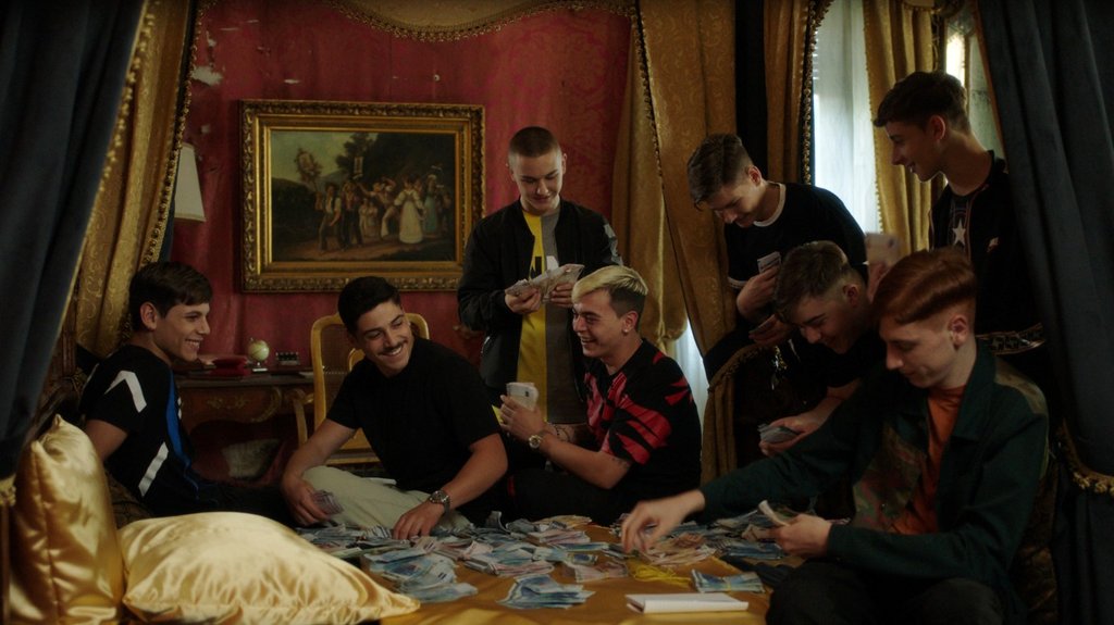 Photo from the movie La paranza dei bambini