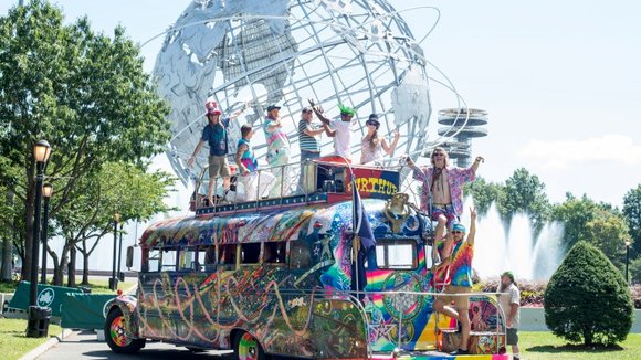 Photo du film Going Furthur