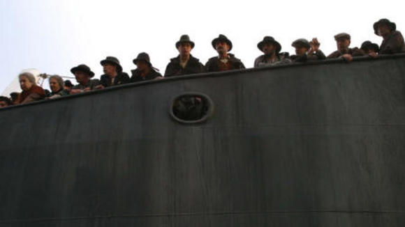 Photo from the movie The Golden Door