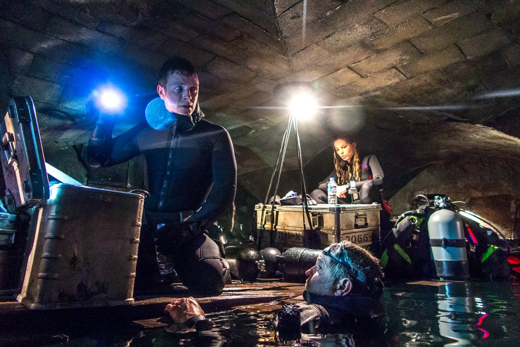 Photo from the movie Renegades