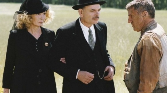 Photo from the movie The Well Digger's Daughter