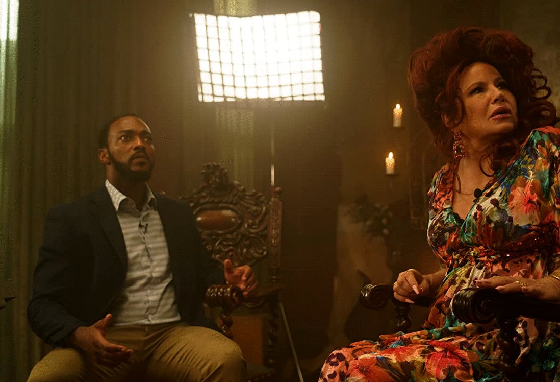 Photo from the movie We Have a Ghost