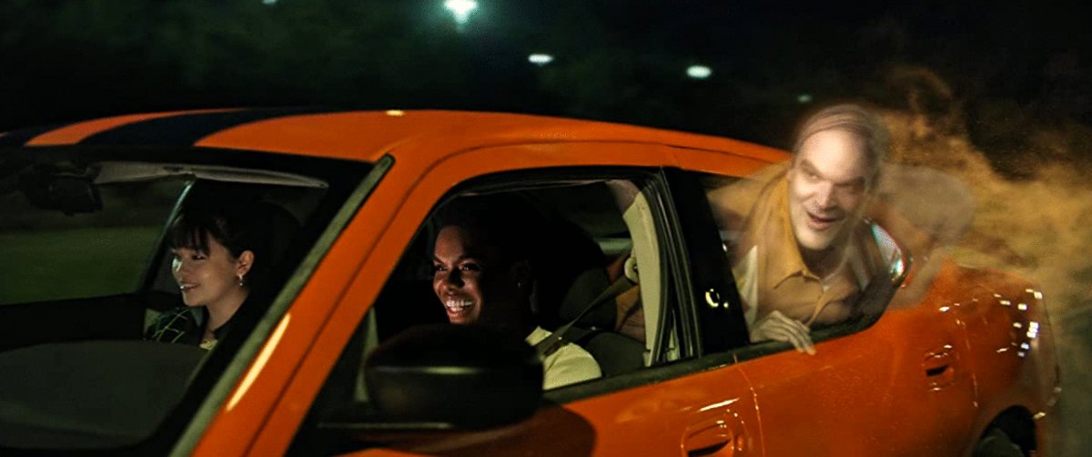 Photo from the movie We Have a Ghost