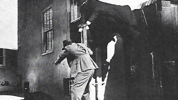 Photo from the movie The Shadow [1940]