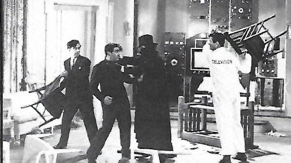 Photo from the movie The Shadow [1940]