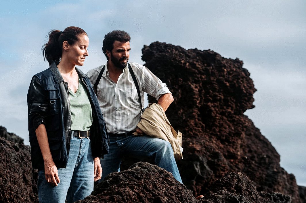 Photo from the movie Turn of the Tide