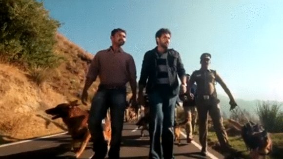 Photo from the movie Naaigal Jaakirathai [2014]