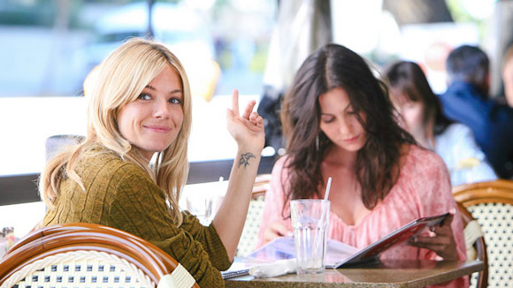 Photo from the movie Yellow