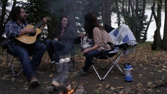 Photo from the movie Once I Was a Beehive [2015]
