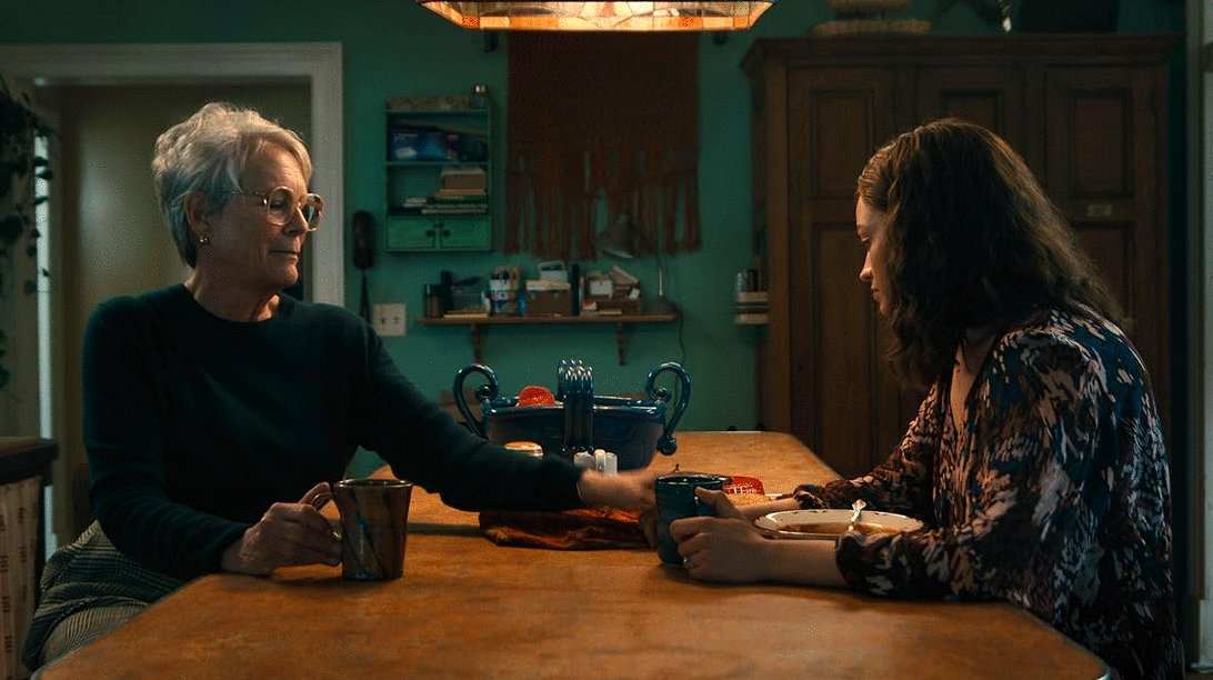 Photo from the movie Ella McCay v.f.