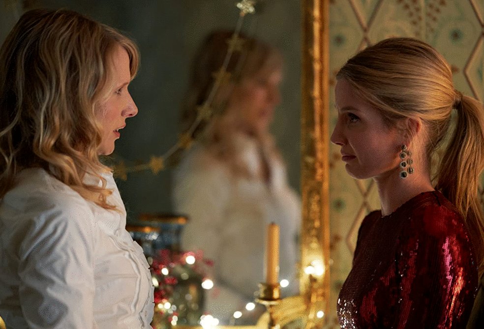 Photo from the movie Silent Night [2021]