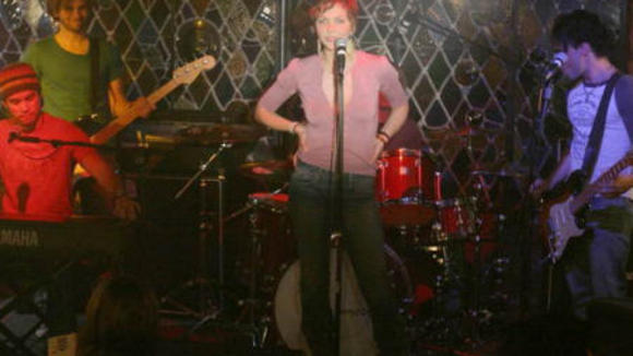 Photo from the movie Happy Endings