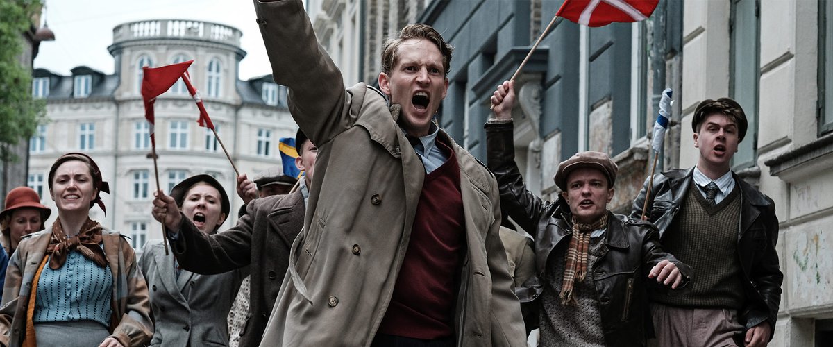 Photo from the movie Into the Darkness