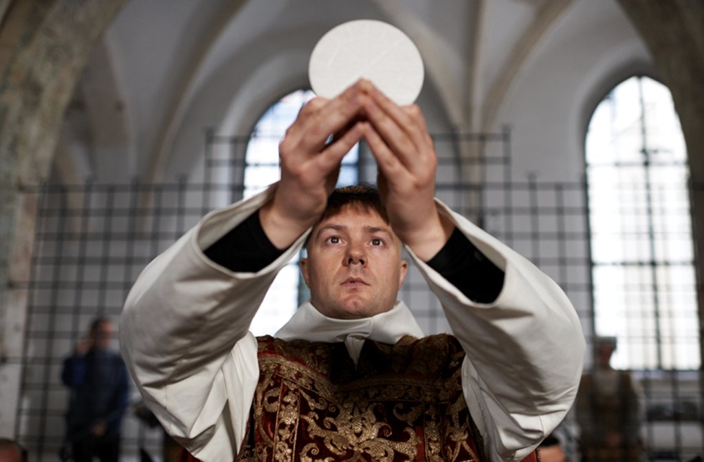 Photo from the movie Return to Grace: Luther's Life and Legacy [2017]