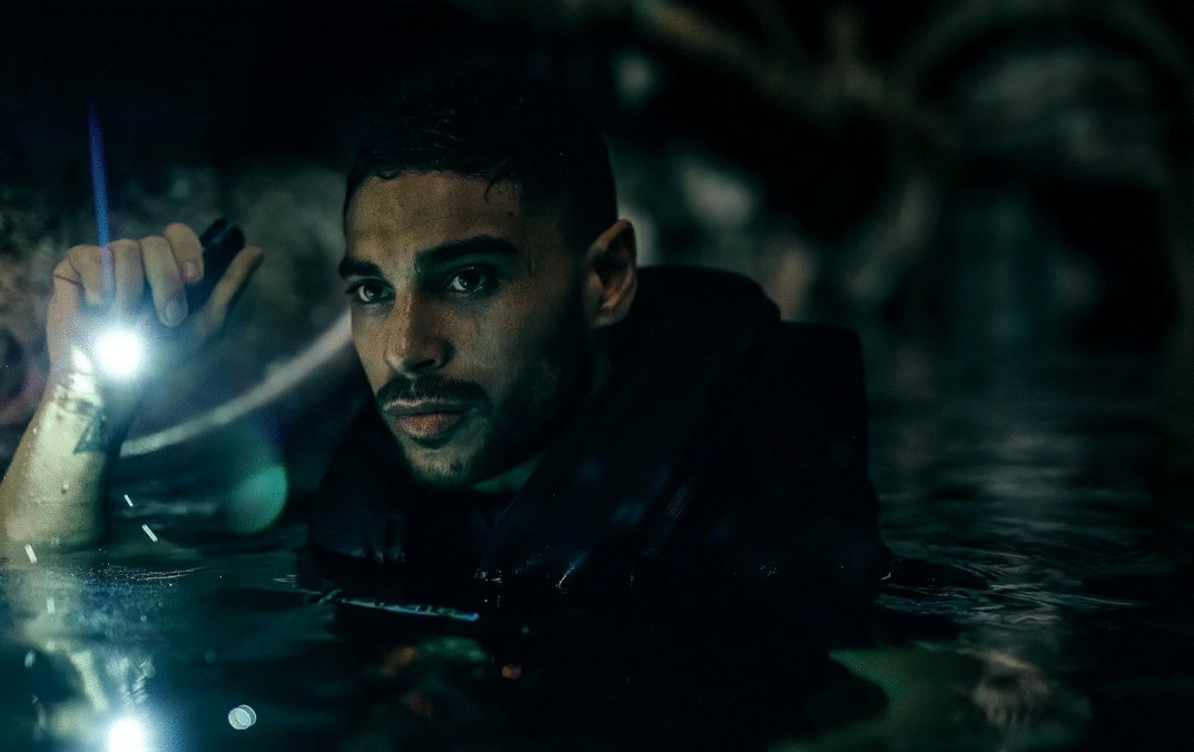 Photo from the movie Under Paris [2024]