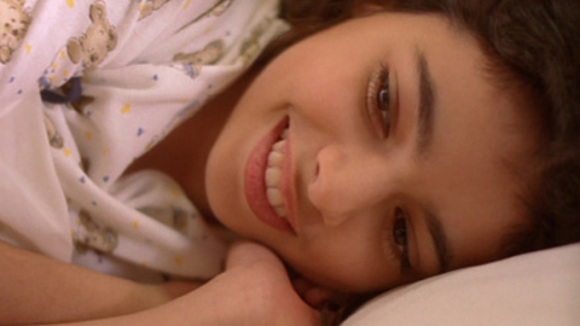 Photo from the movie Falling From Earth [2008]