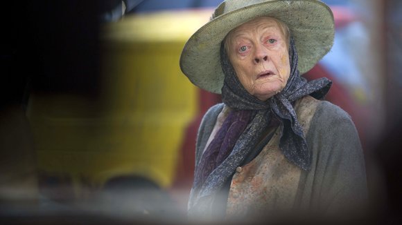 Photo from the movie The Lady in the Van