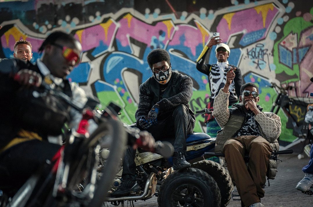 Photo from the movie The Kitchen [2023]