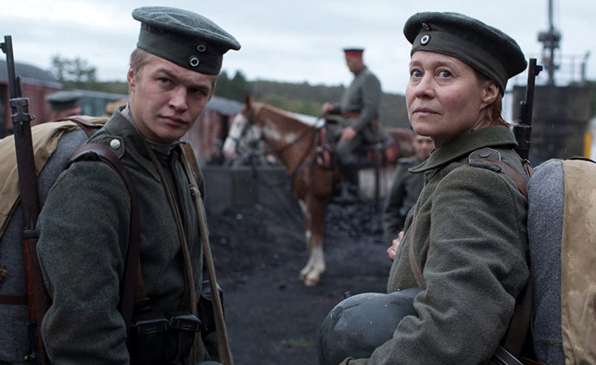 Photo from the movie Erna at War