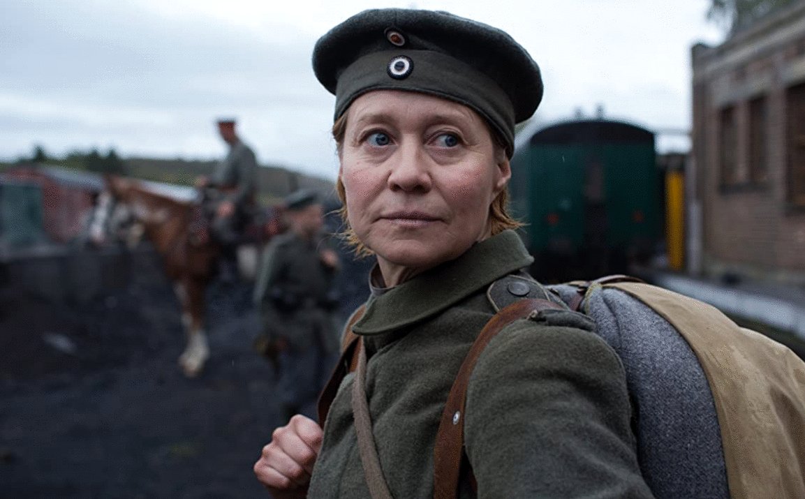 Photo from the movie Erna at War