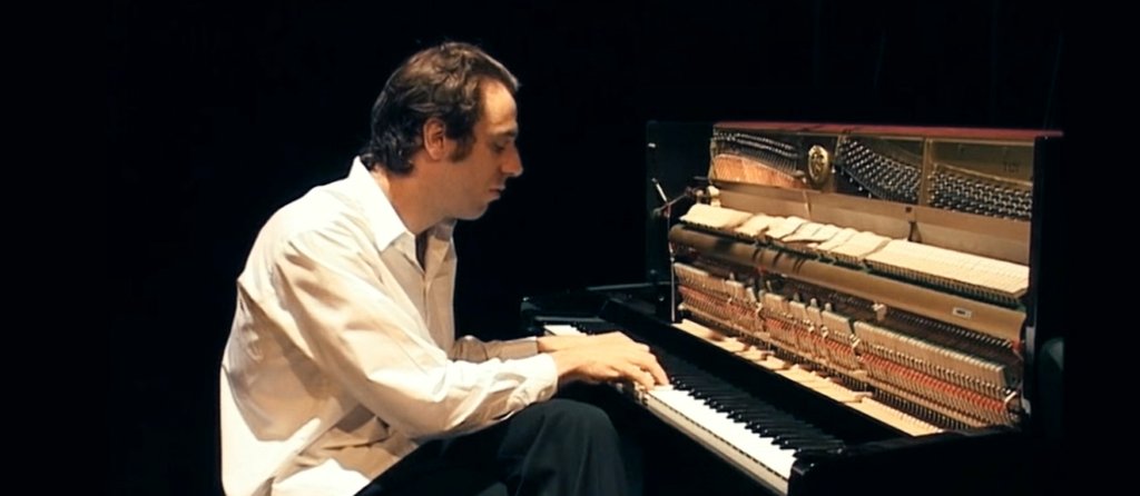 Photo du film Shut Up and Play the Piano [2018]