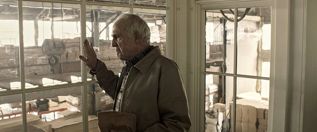 Photo from the movie Saving Paradise [2021]