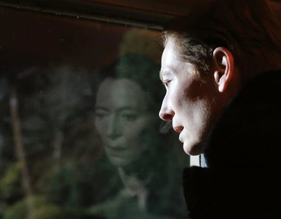 Photo from the movie The Eternal Daughter [2022]