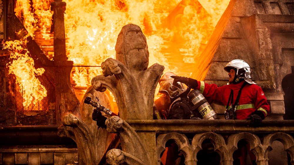 Photo du film Notre Dame on Fire [2022]