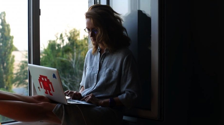 Photo from the movie The Student [2016]