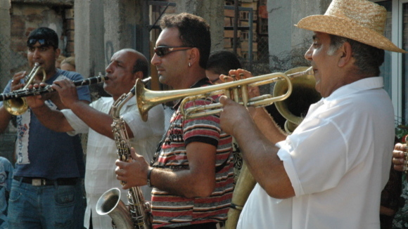 Photo from the movie La Route devant [2010]