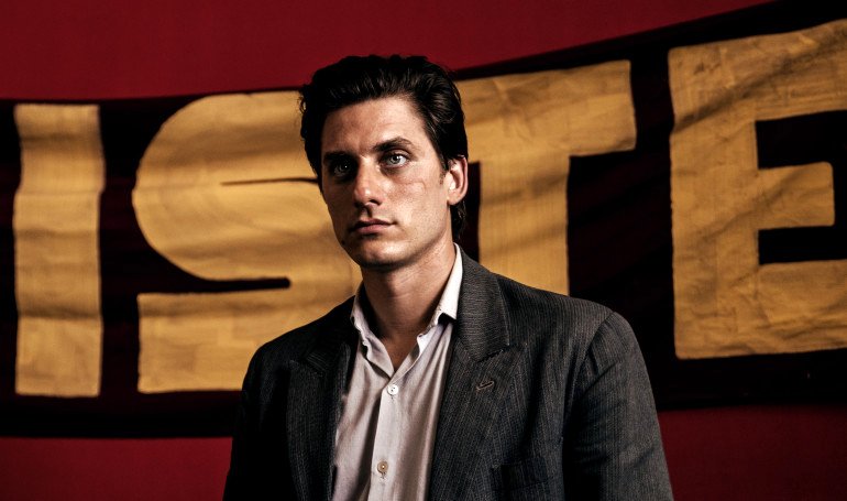 Photo from the movie Martin Eden [2019]