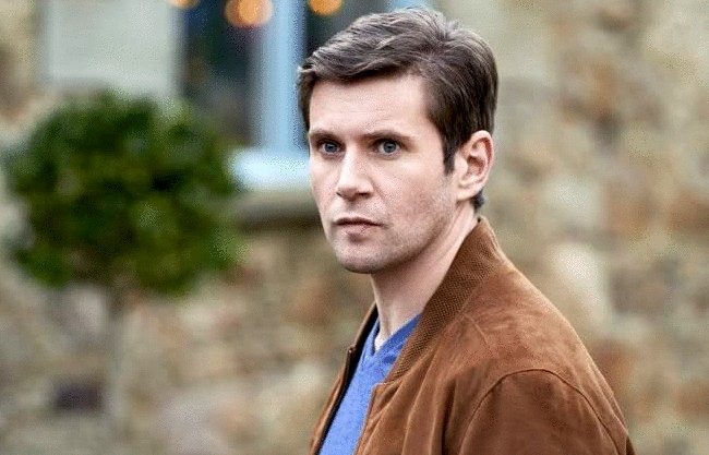 Photo from the movie As Luck Would Have It [2021]