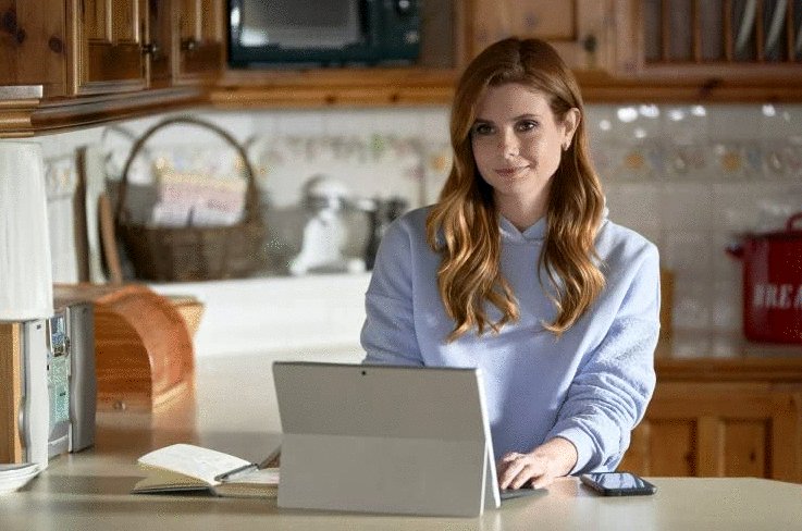 Photo from the movie As Luck Would Have It [2021]