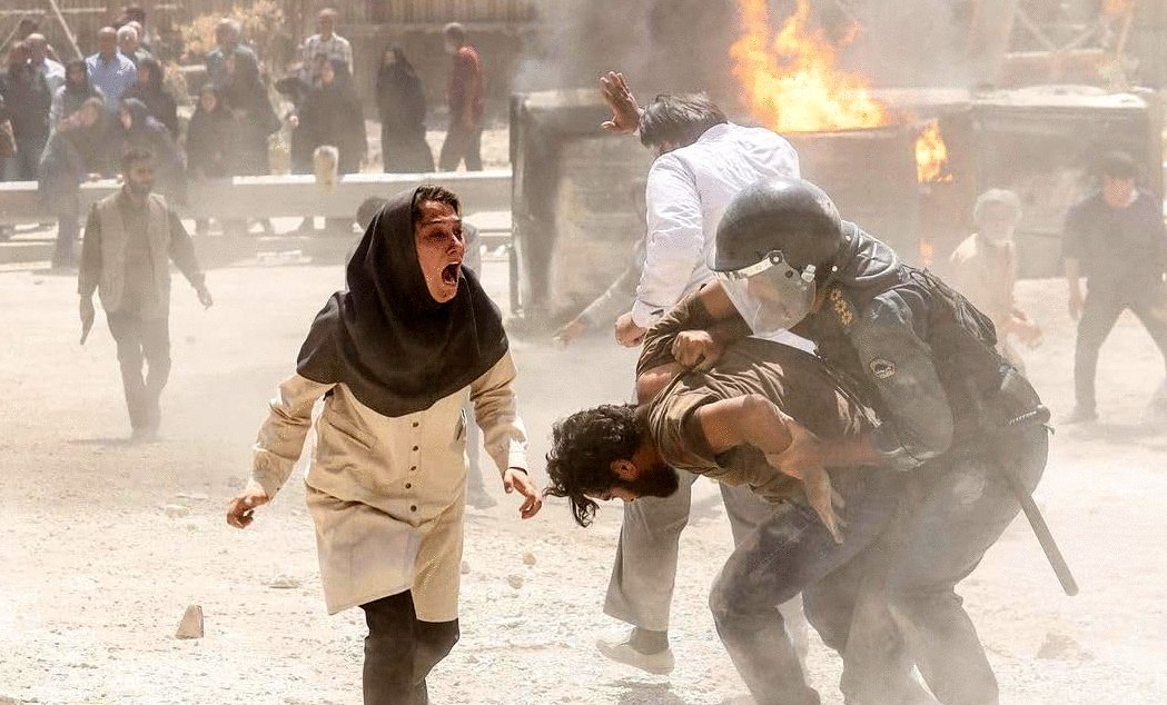 Photo from the movie Beyond the Wall