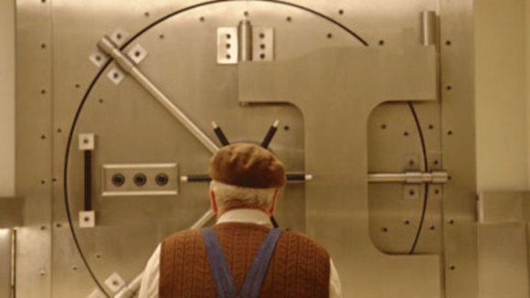 Photo from the movie Flawless