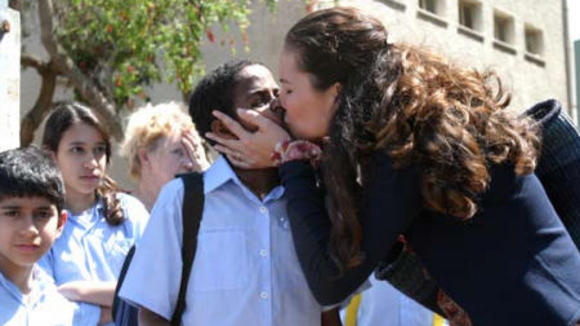 Photo du film Live and Become