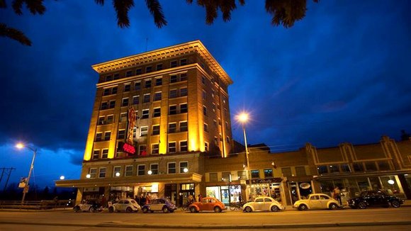 Photo from the movie The Bug [2016]