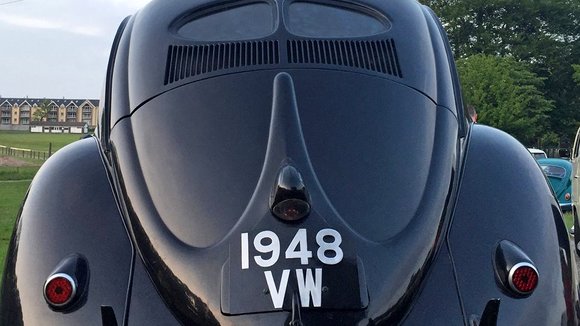 Photo from the movie The Bug [2016]